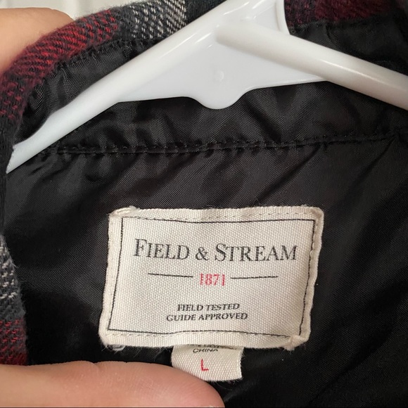 Men’s red and black flannel - Picture 3 of 3